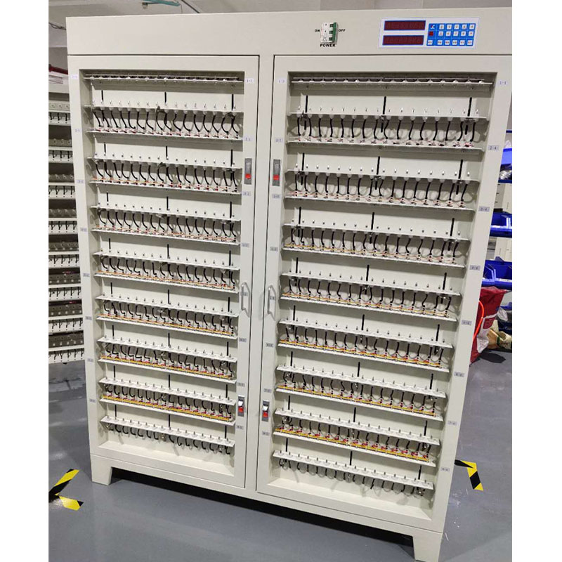 リチウム電池用縦型 512 チャネル電池容量試験装置機械
 